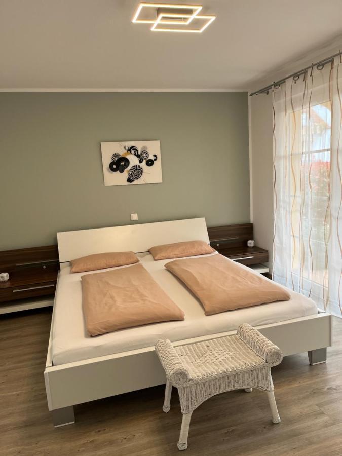 Apartment Frank - Bis Zu 3 Schlafzimmer Rust Ngoại thất bức ảnh