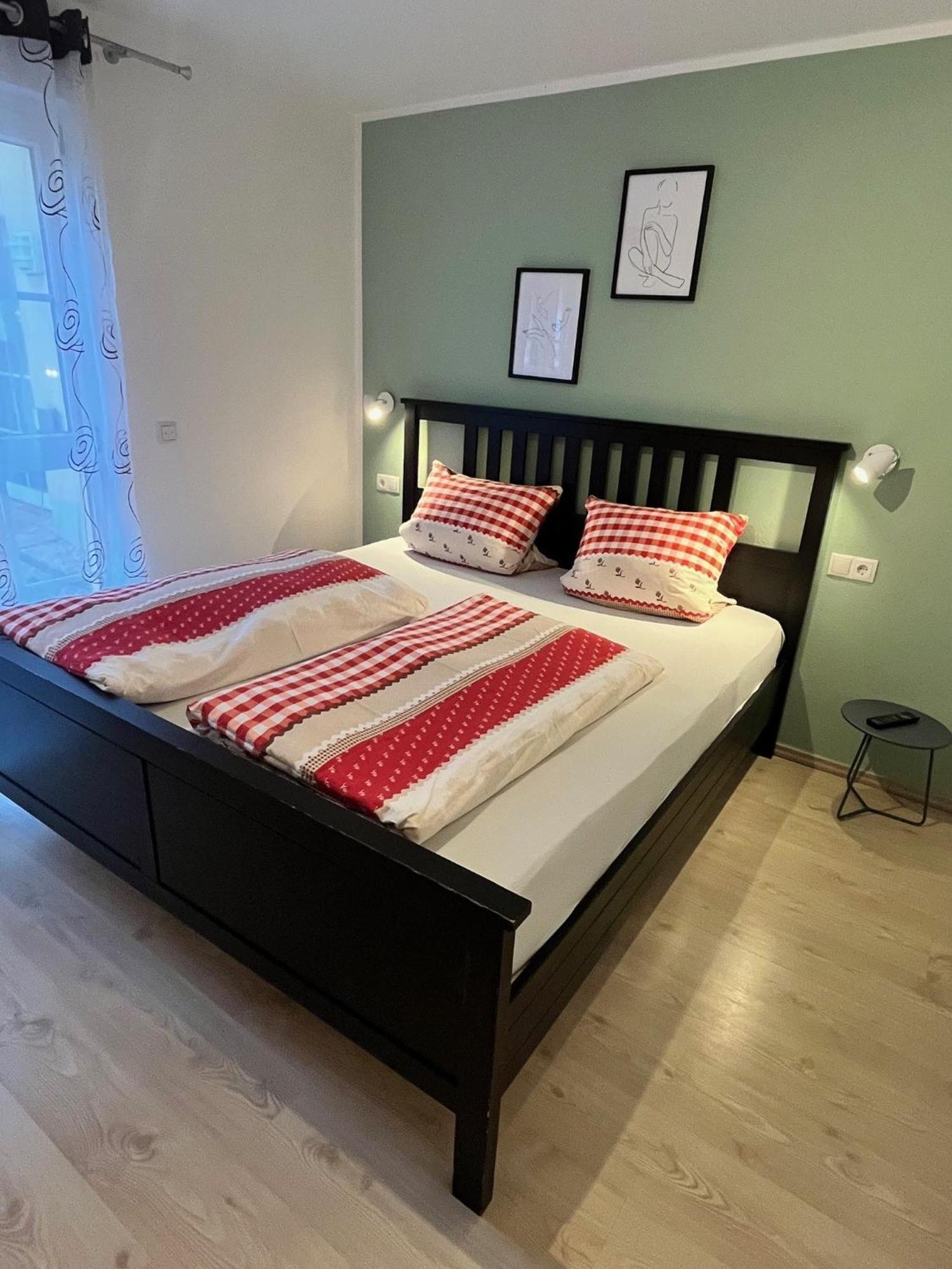 Apartment Frank - Bis Zu 3 Schlafzimmer Rust Ngoại thất bức ảnh